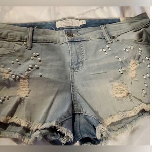 NWT Torrid Distressed Embellished Denim Shorts with Pearl Accents